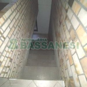 Casa com 195m², 3 dormitórios, 4 vagas, no bairro Santa Catarina em Caxias do Sul para Alugar