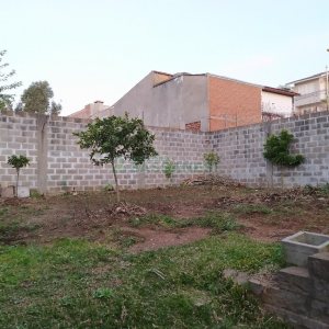 Casa com 195m², 3 dormitórios, 4 vagas, no bairro Santa Catarina em Caxias do Sul para Alugar