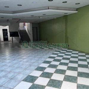 Loja com 360m², no bairro Centro em Caxias do Sul para Alugar