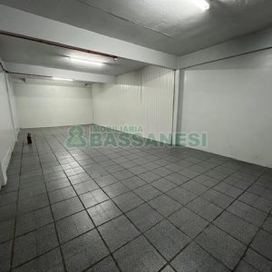 Loja com 360m², no bairro Centro em Caxias do Sul para Alugar