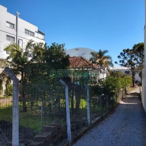 Casa com 200m², 3 dormitórios, 1 vaga, no bairro Santa Catarina em Caxias do Sul para Comprar