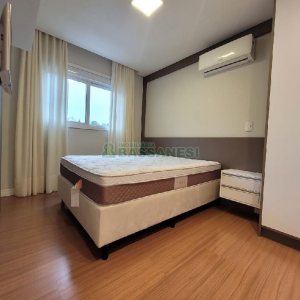 Apto Mobiliado com 35m², 1 dormitório, 1 vaga, no bairro Lourdes em Caxias do Sul para Alugar