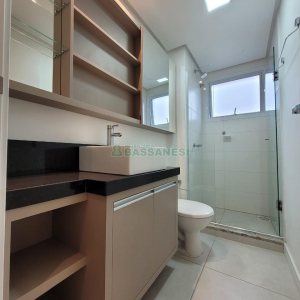 Apto Mobiliado com 35m², 1 dormitório, 1 vaga, no bairro Lourdes em Caxias do Sul para Alugar