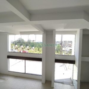 Loja com 485m², no bairro Villagio Iguatemi em Caxias do Sul para Alugar