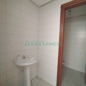 Loja com 485m², no bairro Villagio Iguatemi em Caxias do Sul para Alugar