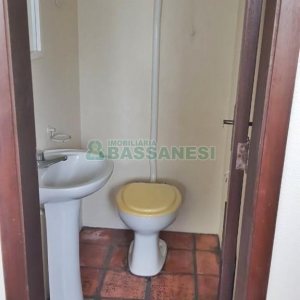 Apartamento com 74m², 2 dormitórios, 1 vaga, no bairro Madureira em Caxias do Sul para Comprar
