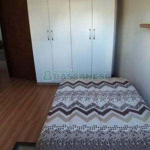 Apartamento com 74m², 2 dormitórios, 1 vaga, no bairro Madureira em Caxias do Sul para Comprar