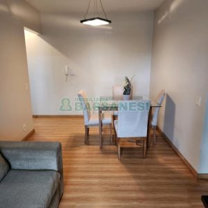Apartamento com 74m², 2 dormitórios, 1 vaga, no bairro Madureira em Caxias do Sul para Comprar