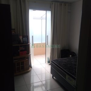 Sobrado com 73m², no bairro Salgado Filho em Caxias do Sul para Comprar