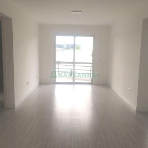 Apartamento com 82m², 2 dormitórios, 2 vagas, no bairro Desvio Rizzo em Caxias do Sul para Comprar