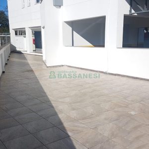 Apartamento com 82m², 2 dormitórios, 2 vagas, no bairro Desvio Rizzo em Caxias do Sul para Comprar