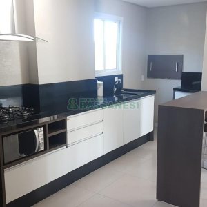 Apartamento com 82m², 2 dormitórios, 2 vagas, no bairro Desvio Rizzo em Caxias do Sul para Comprar