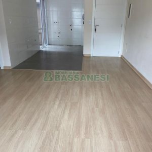 Apartamento com 71m², 2 dormitórios, 1 vaga, no bairro Salgado Filho em Caxias do Sul para Comprar