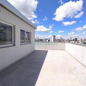 Apartamento com 130m², 2 dormitórios, 2 vagas, no bairro Rio Branco em Caxias do Sul para Alugar