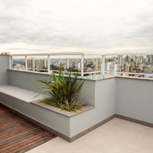Apto Mobiliado com 41m², 1 dormitório, 1 vaga, no bairro Lourdes em Caxias do Sul para Alugar