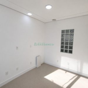 Loja com 80m², no bairro São Pelegrino em Caxias do Sul para Alugar