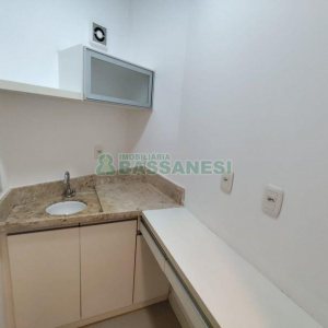 Loja com 80m², no bairro São Pelegrino em Caxias do Sul para Alugar
