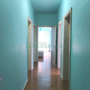 Casa Mobiliada com 130m², 3 dormitórios, 2 vagas, no bairro Panazzolo em Caxias do Sul para Comprar