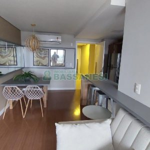 Apto Mobiliado com 57m², 2 dormitórios, 2 vagas, no bairro Lourdes em Caxias do Sul para Alugar