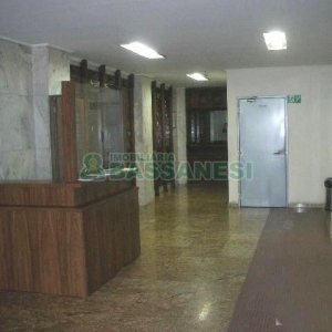 Sala com 21m², no bairro Centro em Caxias do Sul para Alugar