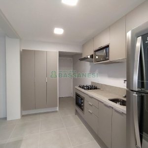 Apto Mobiliado com 71m², 2 dormitórios, 2 vagas, no bairro Rio Branco em Caxias do Sul para Comprar