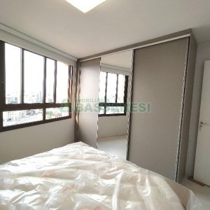 Apto Mobiliado com 71m², 2 dormitórios, 2 vagas, no bairro Rio Branco em Caxias do Sul para Comprar