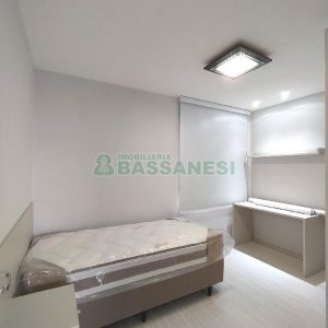 Apto Mobiliado com 71m², 2 dormitórios, 2 vagas, no bairro Rio Branco em Caxias do Sul para Comprar