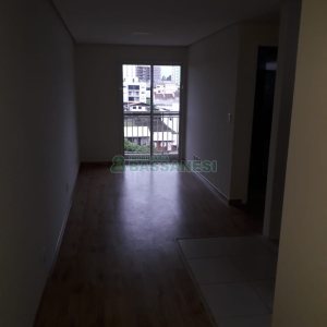Apartamento com 58m², 2 dormitórios, 1 vaga, no bairro Treviso em Caxias do Sul para Comprar