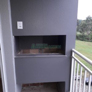 Apartamento com 58m², 2 dormitórios, 1 vaga, no bairro Treviso em Caxias do Sul para Comprar