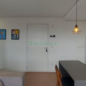 Apartamento com 35m², 1 dormitório, 1 vaga, no bairro Lourdes em Caxias do Sul para Alugar