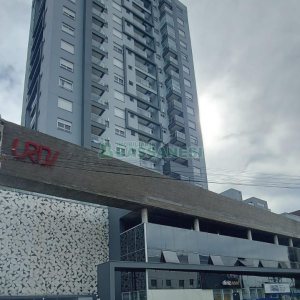 Apartamento com 35m², 1 dormitório, 1 vaga, no bairro Lourdes em Caxias do Sul para Alugar