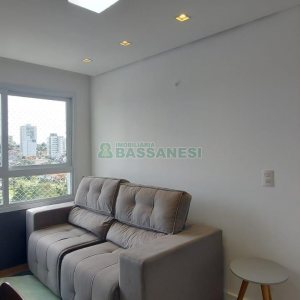 Apartamento com 35m², 1 dormitório, 1 vaga, no bairro Lourdes em Caxias do Sul para Alugar