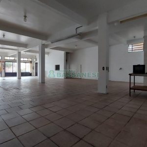 Loja com 180m², no bairro São Victor COHAB em Caxias do Sul para Alugar