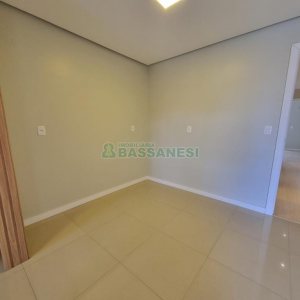 Apartamento com 86m², 2 dormitórios, 2 vagas, no bairro Panazzolo em Caxias do Sul para Comprar