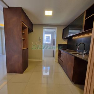 Apartamento com 86m², 2 dormitórios, 2 vagas, no bairro Panazzolo em Caxias do Sul para Comprar