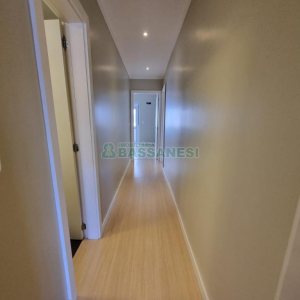 Apartamento com 86m², 2 dormitórios, 2 vagas, no bairro Panazzolo em Caxias do Sul para Comprar