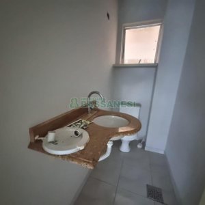 Sala com 75m², 1 vaga, no bairro Centro em Caxias do Sul para Alugar ou Comprar
