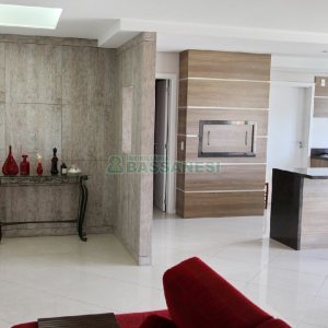 Apto Mobiliado com 153m², 3 dormitórios, 2 vagas, no bairro Lourdes em Caxias do Sul para Comprar