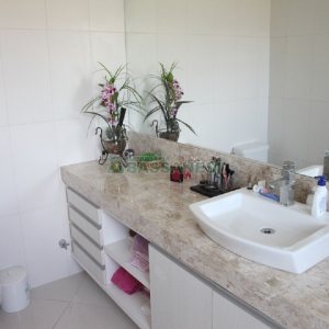 Apto Mobiliado com 153m², 3 dormitórios, 2 vagas, no bairro Lourdes em Caxias do Sul para Comprar