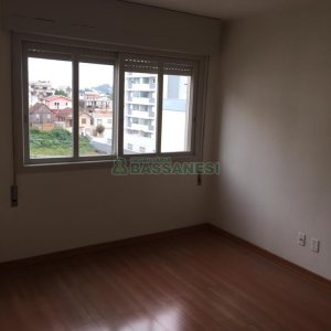 Apartamento com 38m², 1 dormitório, no bairro Pio X em Caxias do Sul para Comprar