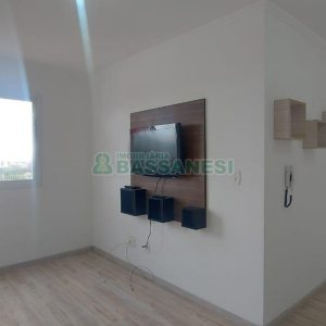 Apartamento com 62m², 2 dormitórios, 1 vaga, no bairro Vinhedos em Caxias do Sul para Alugar