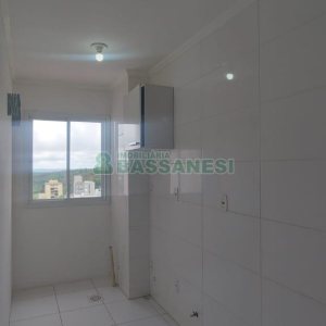 Apartamento com 62m², 2 dormitórios, 1 vaga, no bairro Vinhedos em Caxias do Sul para Alugar