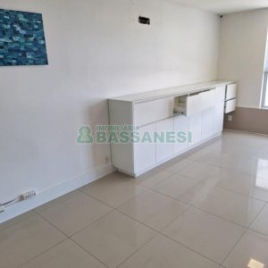 Sala com 60m², 1 vaga, no bairro Santa Catarina em Caxias do Sul para Alugar