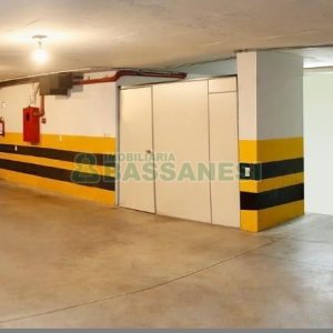 Loja com 480m², 6 vagas, no bairro Centro em Caxias do Sul para Alugar