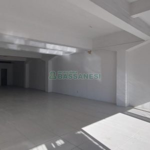 Loja com 140m², no bairro Santa Catarina em Caxias do Sul para Alugar