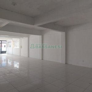 Loja com 140m², no bairro Santa Catarina em Caxias do Sul para Alugar