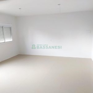 Kitinete com 38m², 1 dormitório, no bairro Centro em Caxias do Sul para Alugar