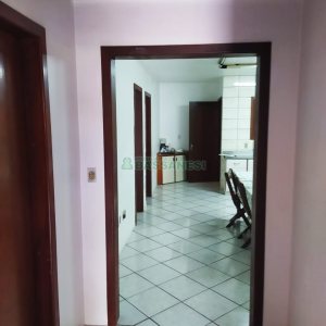 Casa com 165m², 3 dormitórios, 3 vagas, no bairro Charqueadas em Caxias do Sul para Comprar