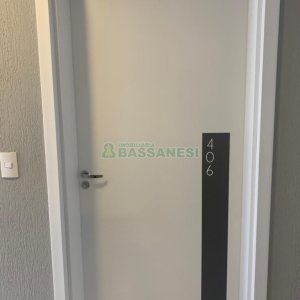 Apartamento com 41m², 1 dormitório, 1 vaga, no bairro Lourdes em Caxias do Sul para Comprar