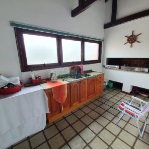 Apto/Cobertura com 505m², 3 dormitórios, 4 vagas, no bairro Centro em Caxias do Sul para Comprar